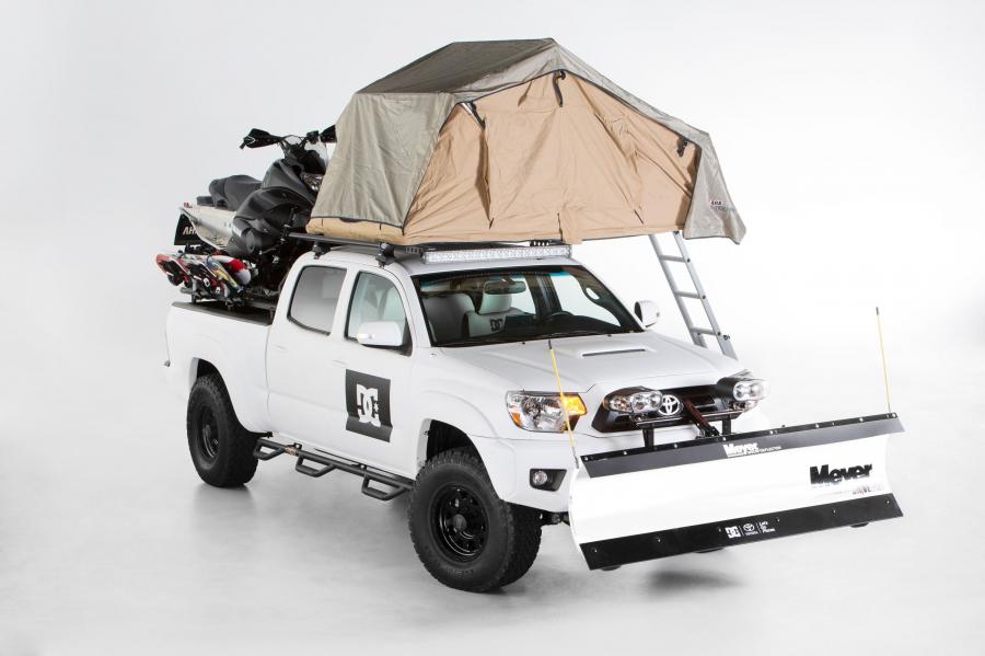  Toyota DC Tacoma SEMA Edition 2013 года  (фото 3 из 7)